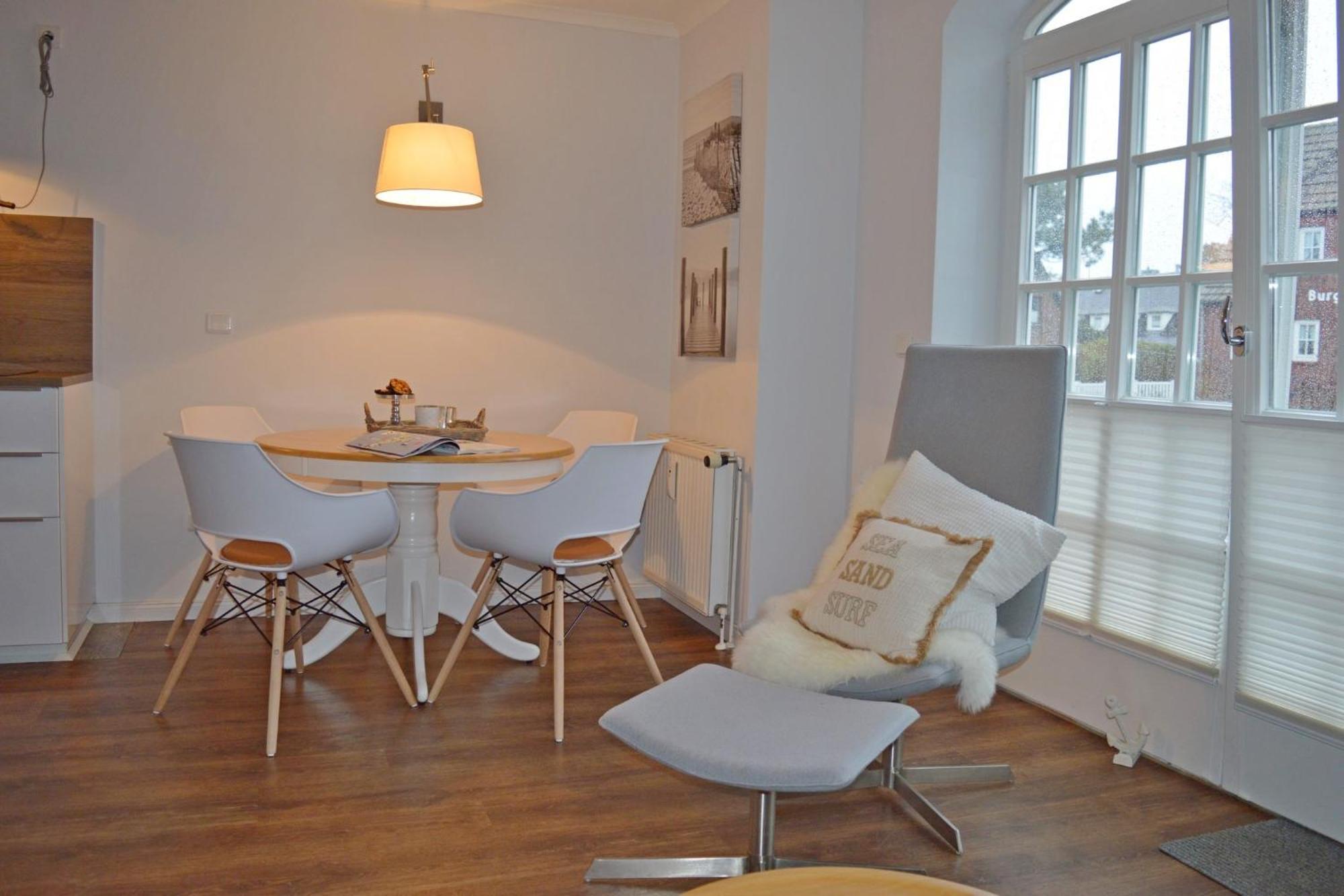 Morderne 3-Zimmerwohnung In Einer Hausscheibe Unter Reet Βέστερλαντ Εξωτερικό φωτογραφία